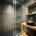 Eterlous - Magnifique De 70 M2 Entierement Renove, Au Coeur De Mae-3764 * Val Thorens