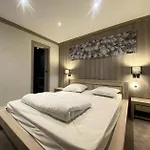 Eterlous - Magnifique De 70 M2 Entierement Renove, Au Coeur De Mae-3764 * Val Thorens