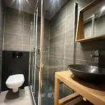 Eterlous - Magnifique De 70 M2 Entierement Renove, Au Coeur De Mae-3764 Val Thorens